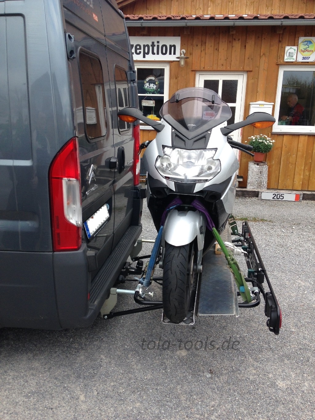 Cate Carrier for Motorcycles on Citroen Jumper